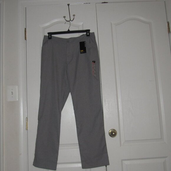 NWT LEE Mid Rise Straight Leg Wrinkle Free Gray Career Pants Size 14 Medium - Picture 1 of 8